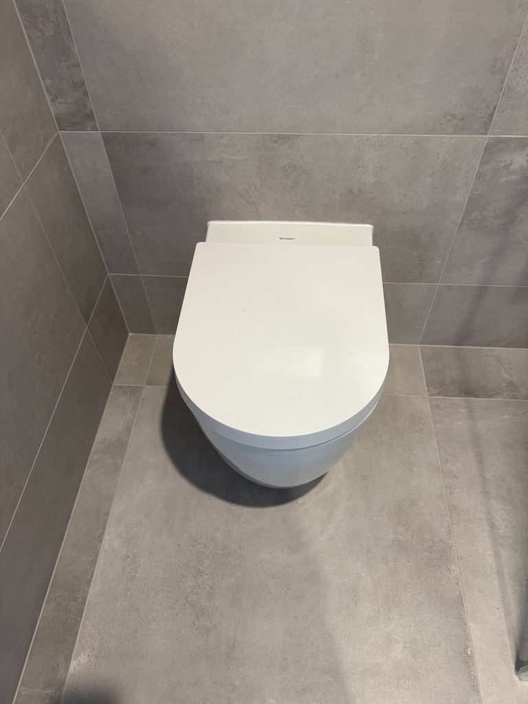 Nové závěsné WC Duravit ME by Starck + WC sedátko