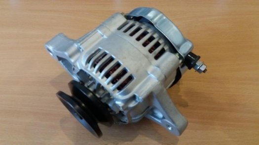 AIXAM KUBOTA Z402+Z482 ALTERNÁTOR PLNĚ FUNKČNÍ