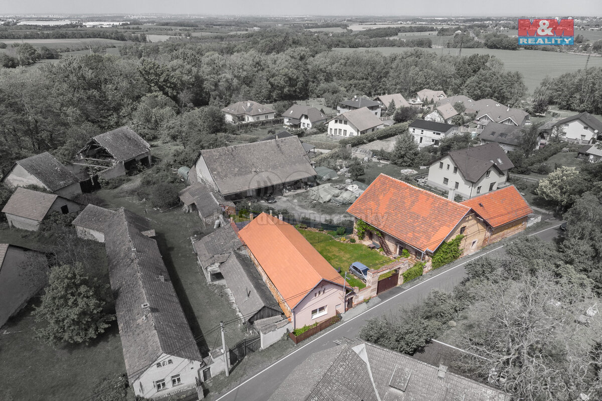 Prodej rodinného domu, 153 m², Všechromy