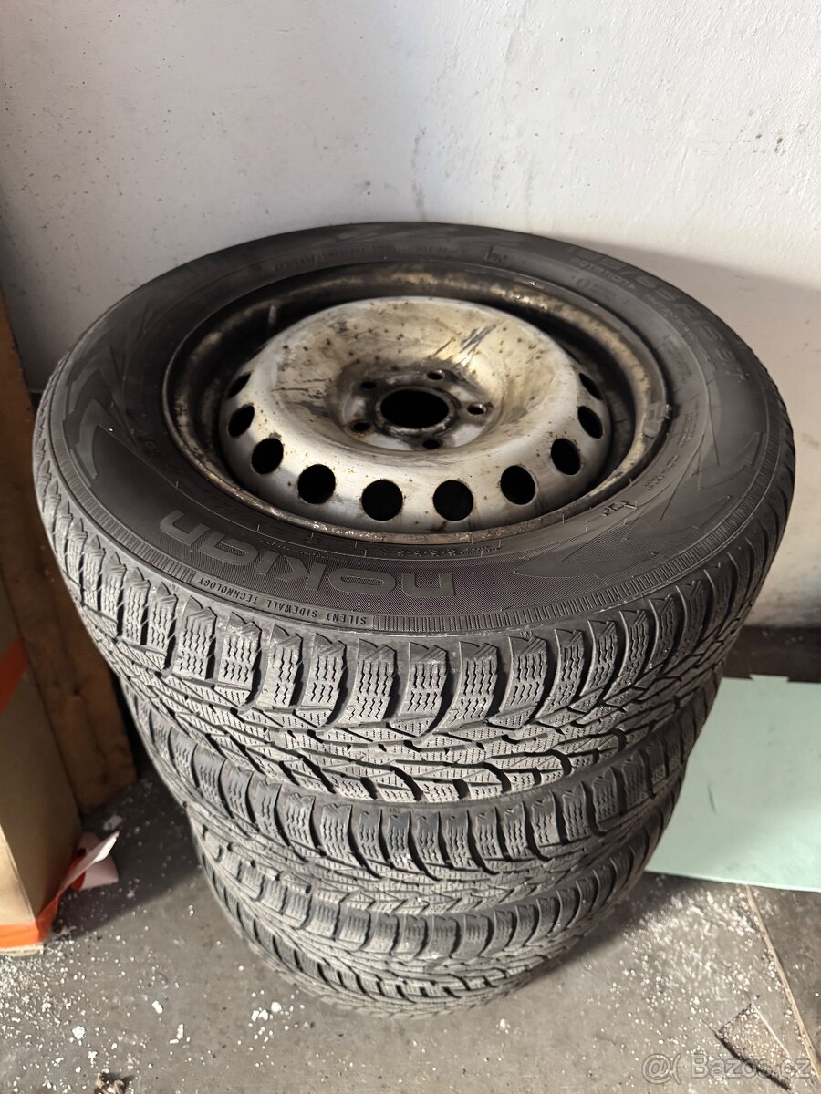 Mercedes-Benz Citan plechové disky se Zimním pneu.