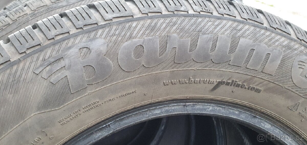 Pneu 215 65 R16