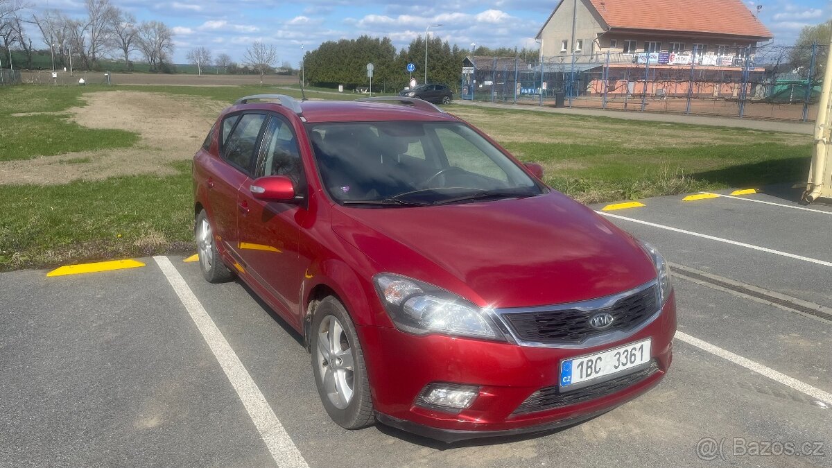 Kia Ceed SW 1.6 CRDi, nová stk, původ ČR