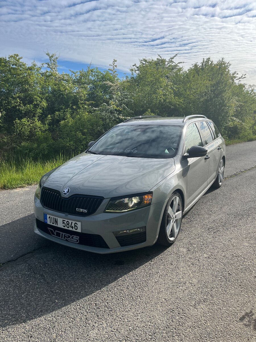Octavia RS