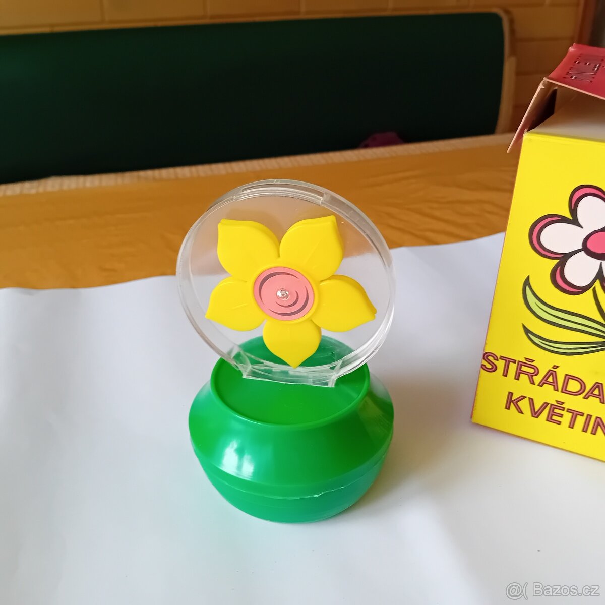 střádanka květina