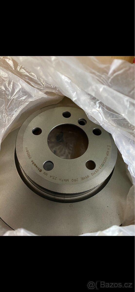 Brzdové kotouče a destičky Brembo BMW X3 E83
