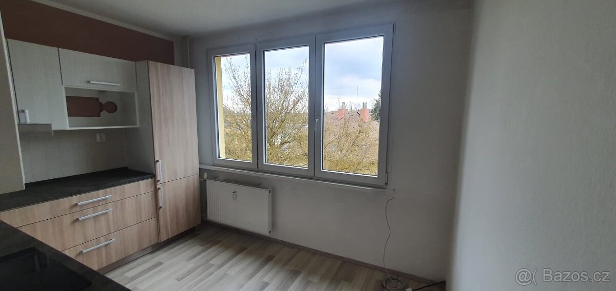 Humpolec,pronájem 2+1 s balkónem