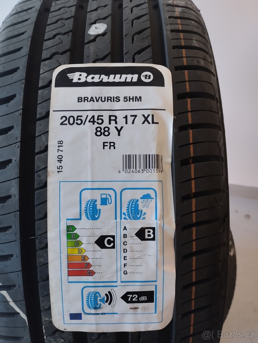 Barum 205/45 R17