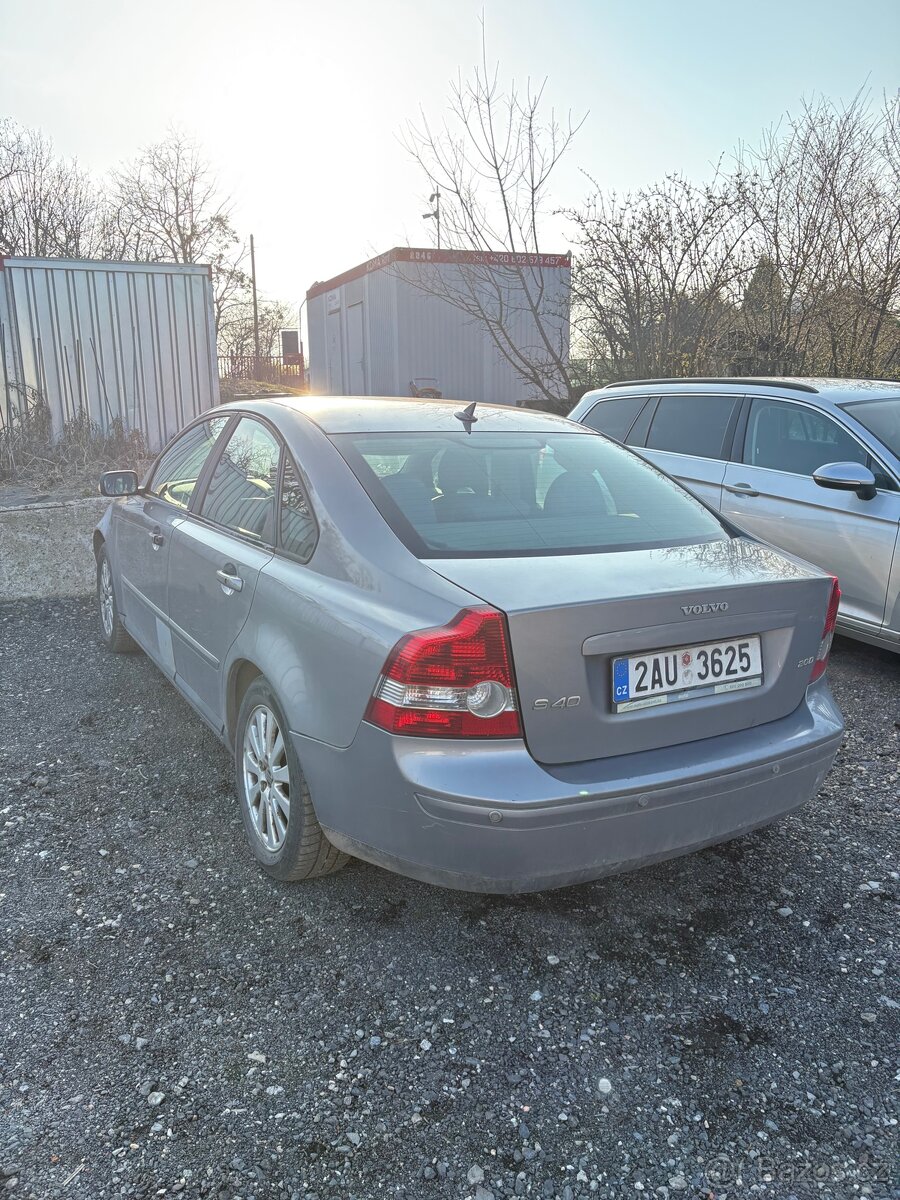 Volvo S40