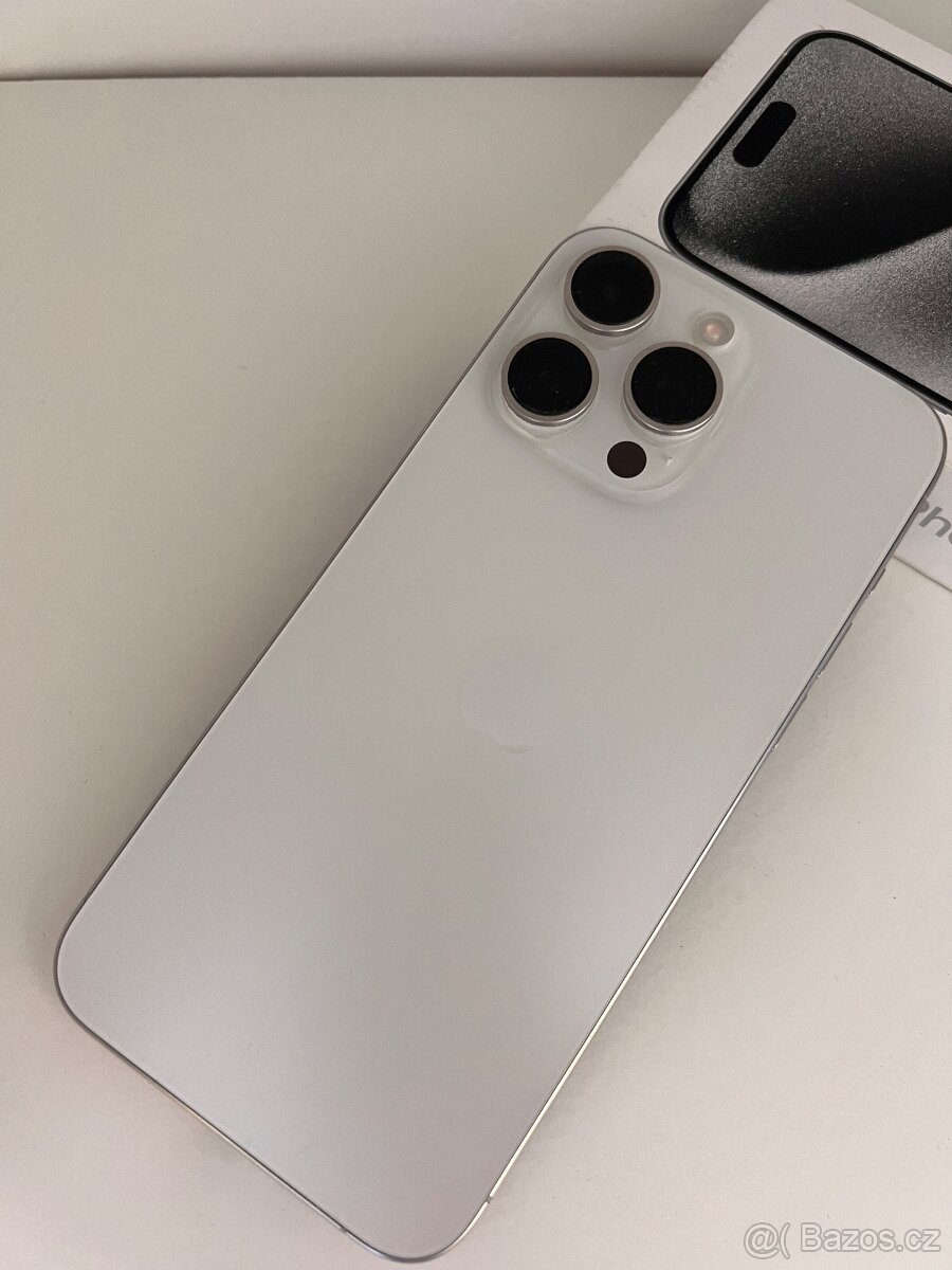 iPhone 15 Pro Max