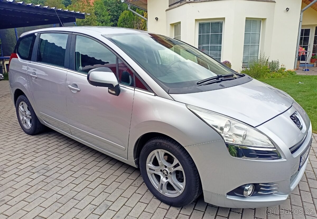Peugeot 5008 1.6Hdi 82kw rok 10/2012