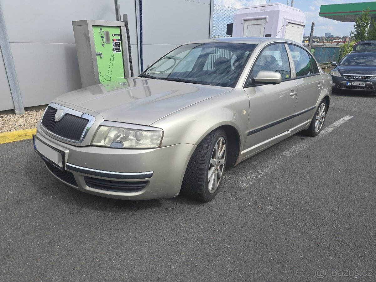 Škoda Superb 2003
