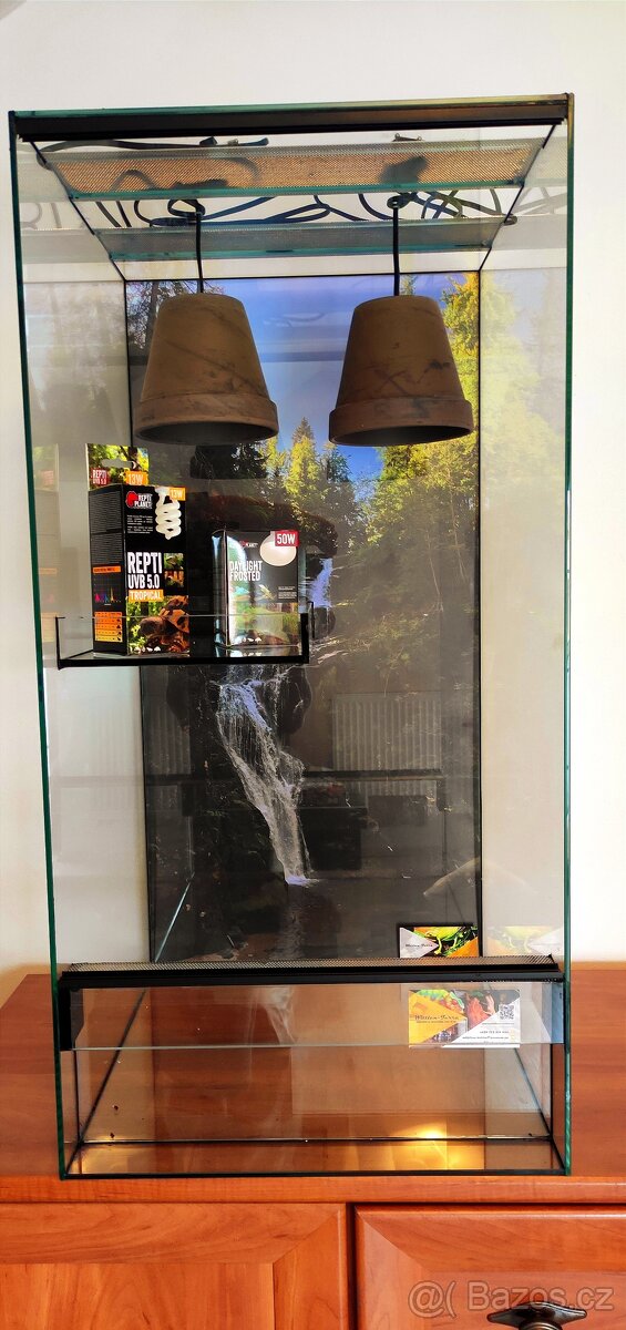 Terárium pro chameleona s odpočivadlem, terárium nové 40x40x