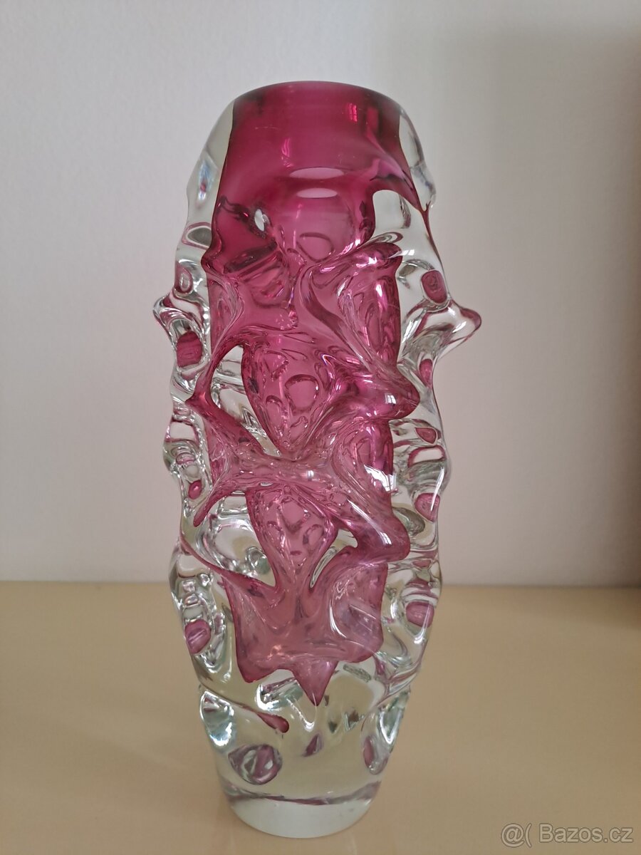 Růžová vaza 25cm-Jan Beránek.