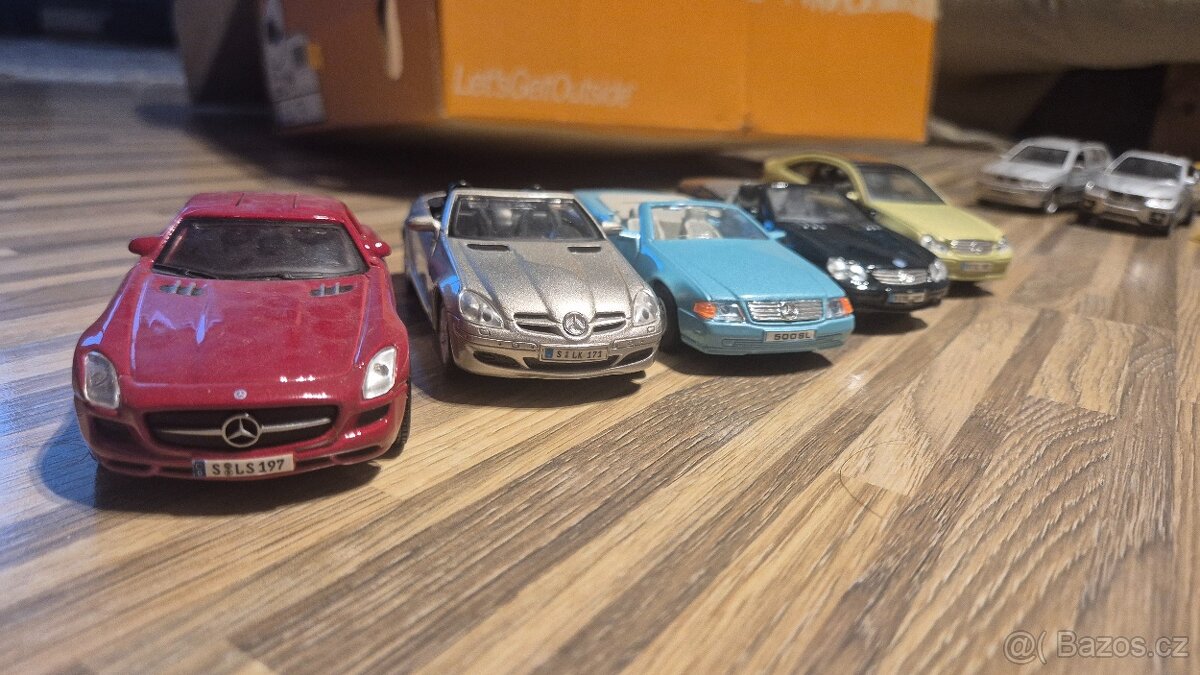 Modely autíček mercedes