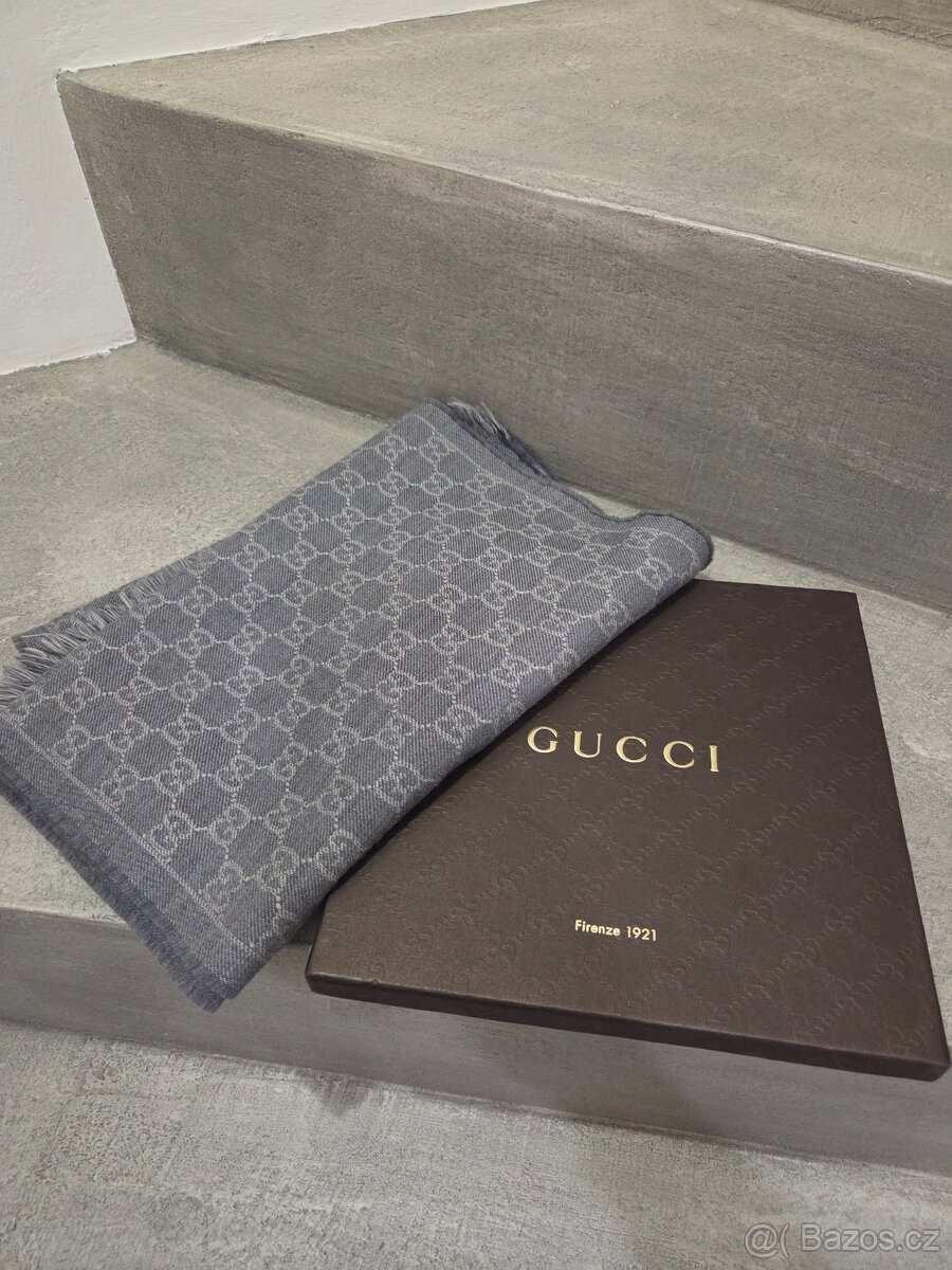 šála GUCCI