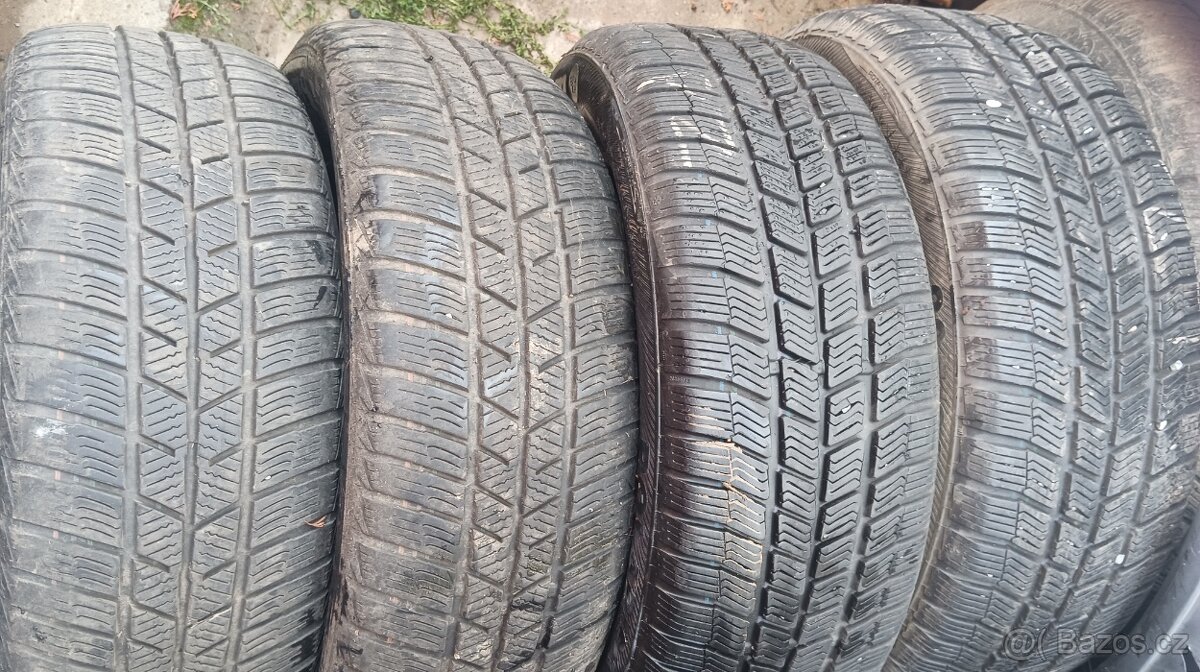 205/60 R16 92H , čtyři zimní pneumatiky Barum Polaris 3 a 5,