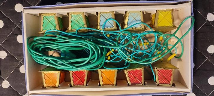 Staré retro vánoční osvětlení lucerničky