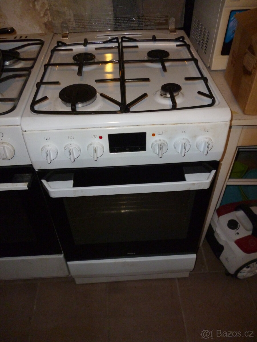kombinovaný sporák amica,horkovzdušná trouba na 230v