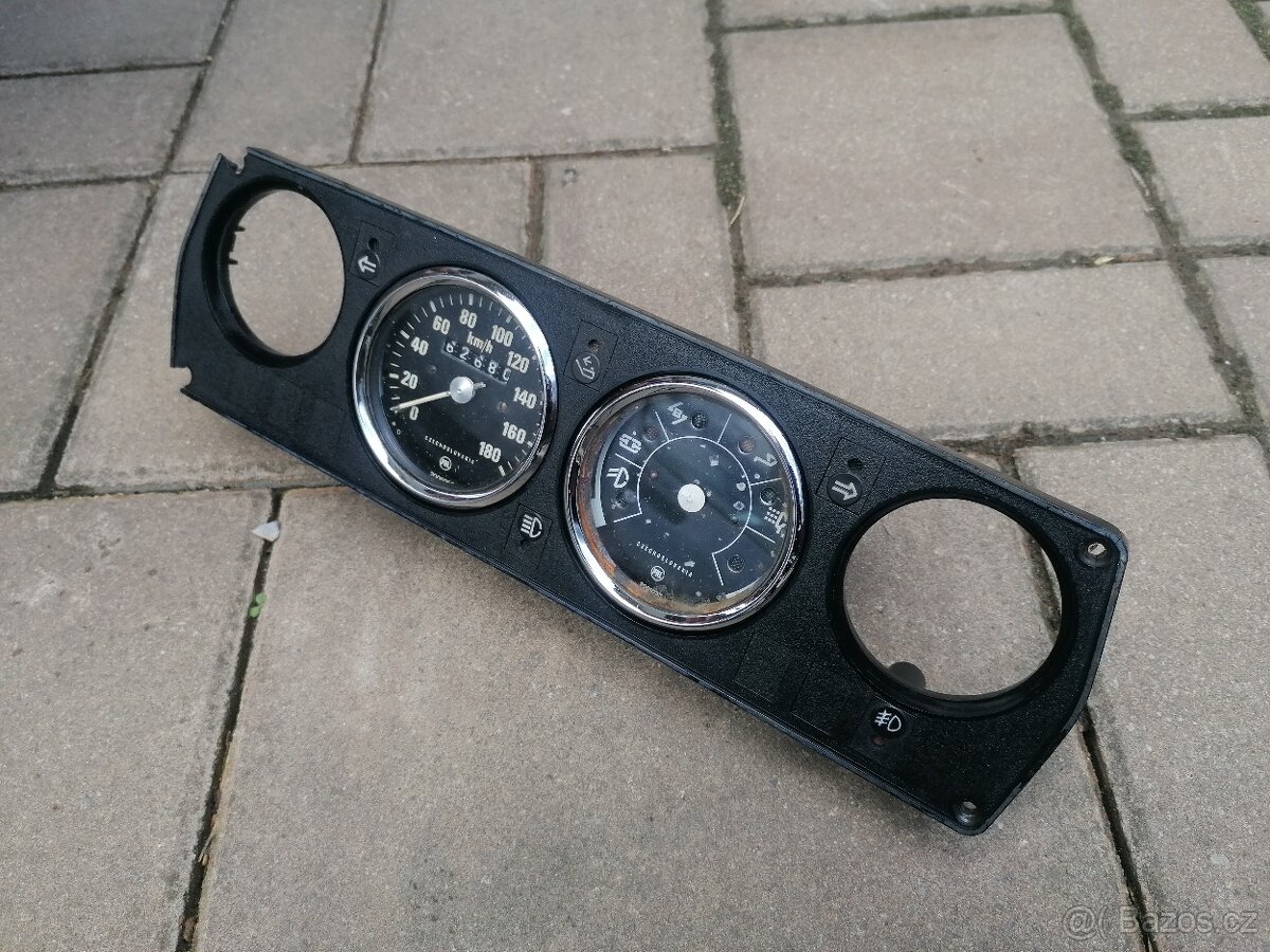 Predám chrómová prístrojová doska na Škoda 120 L, 105 L