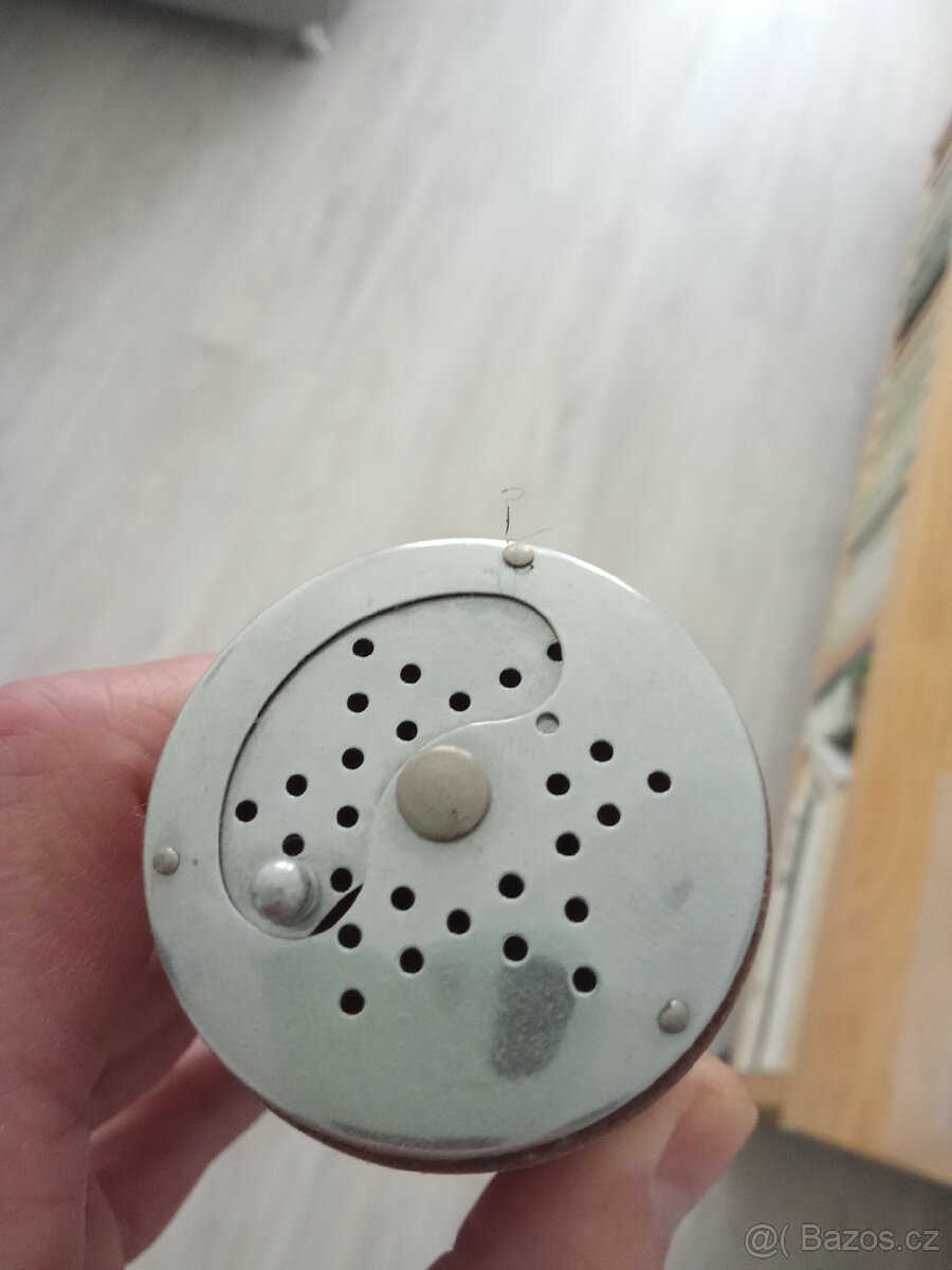 Starožitná kuchyňská váha, mlýnek na pepř+solnička