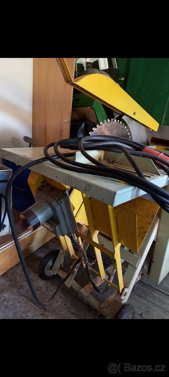 Cirkulárka a štípačka