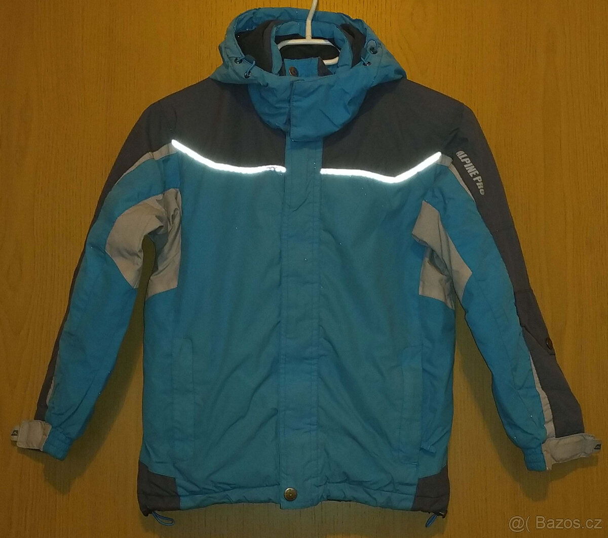 Značková zimní bunda ALPINE PRO o velikosti 122