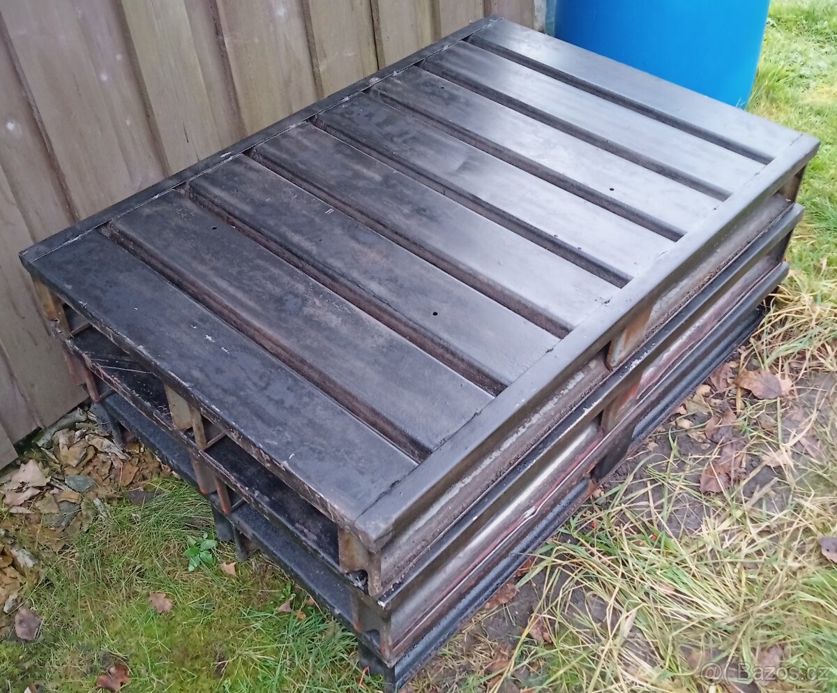 Kovová paleta 120x80cm