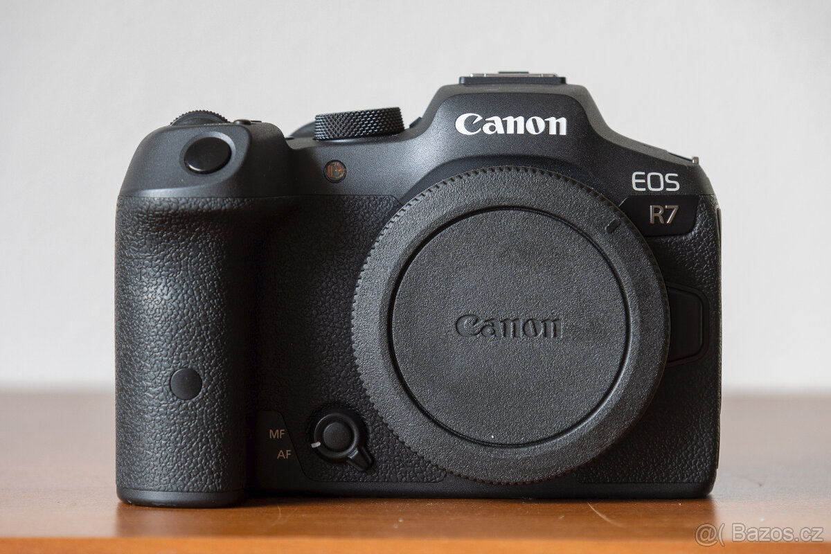 CANON R7 - iba 4000 snímkov