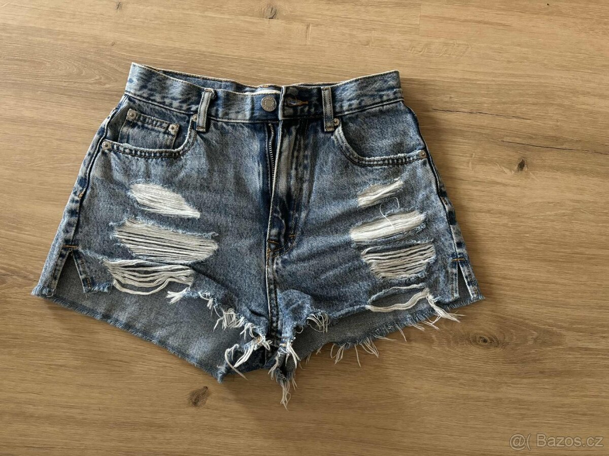 riflové kraťasy Pull&Bear vel.36