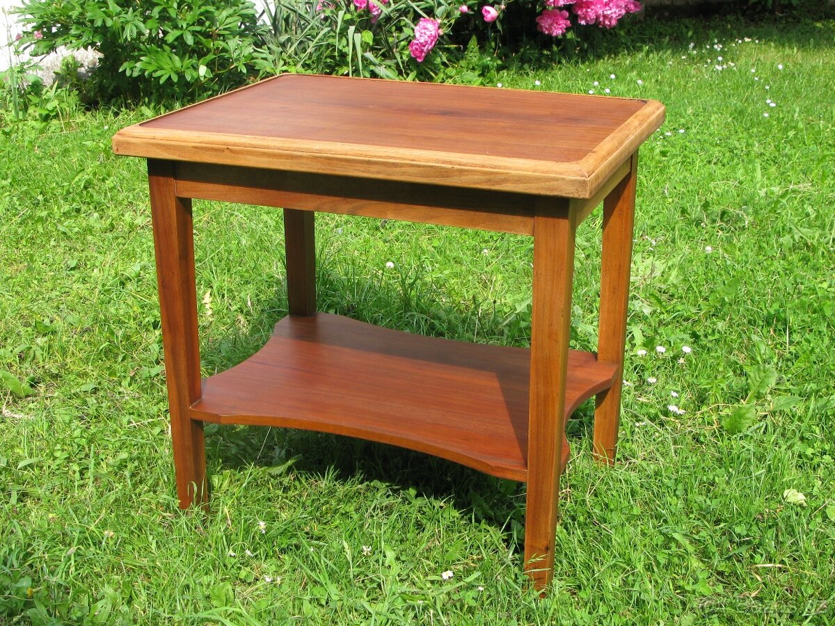 Starožitný stolek konferenční styl art deco