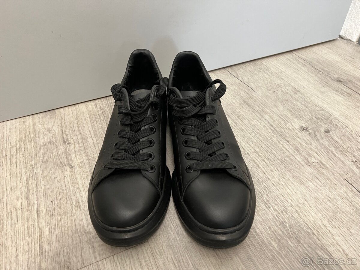 Kožené Boty Alexander McQueen v. 42 jak nové