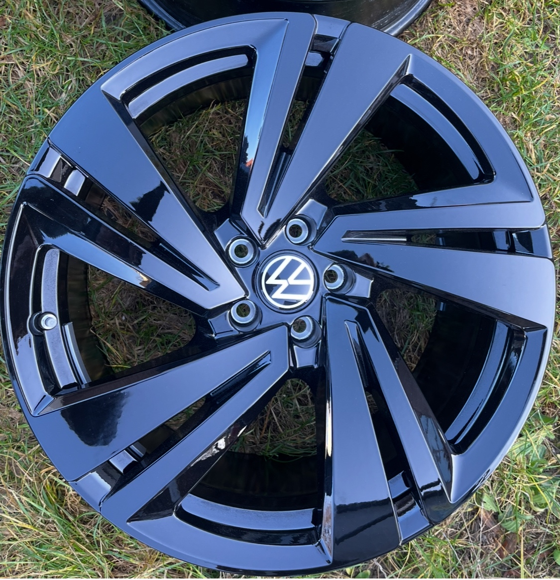 VW Touareg 3 alu R20 ET33 model NEVADA