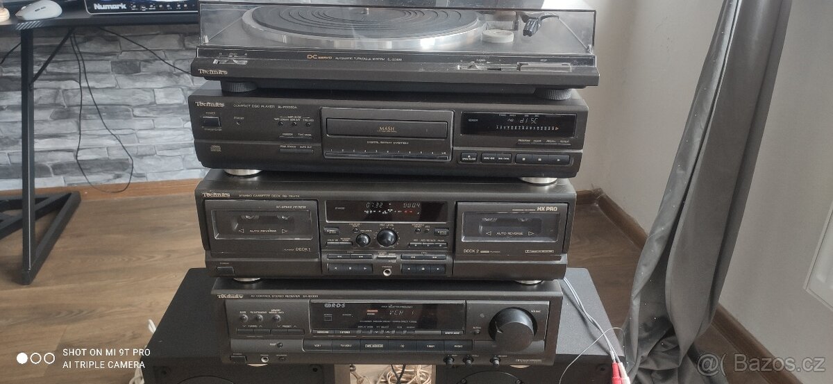 Hi-Fi věž Technics .