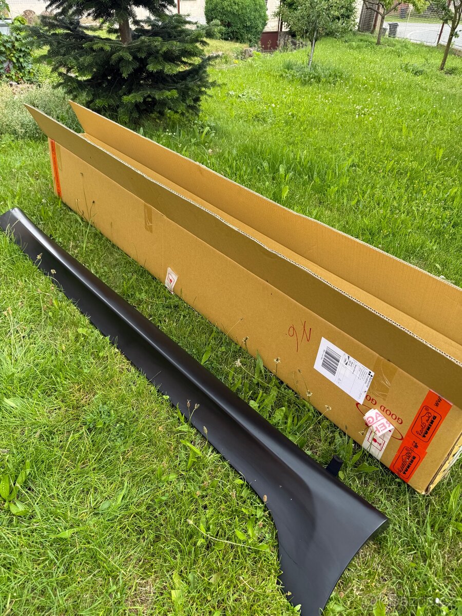 Práhy Golf 5