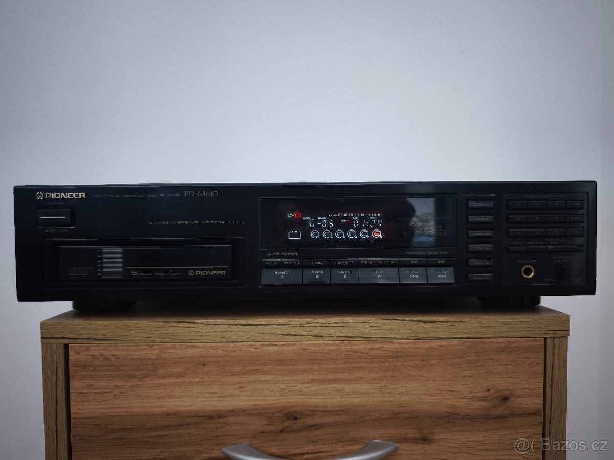 CD přehrávač Pioneer PD-M610