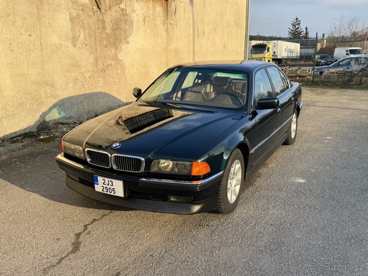 BMW E38 740I M60b40 lpg
