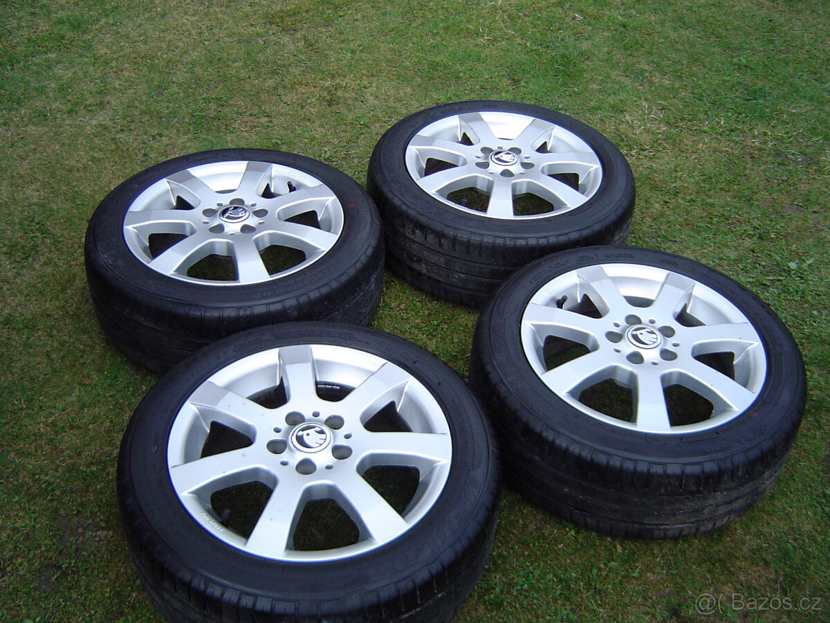 4XLETNÍ HLINÍKOVÁ KOLA ŠKODA FABIA II,III ,195/50 R15..TOP