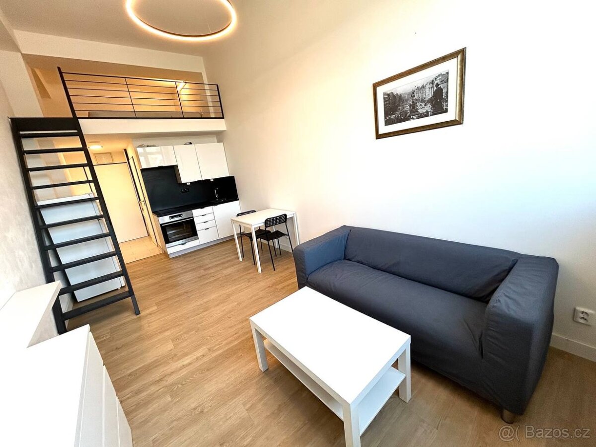 byt (loft) 1+kk, 30m2 v ul. Poděbradská, Praha 9 - Vysočany
