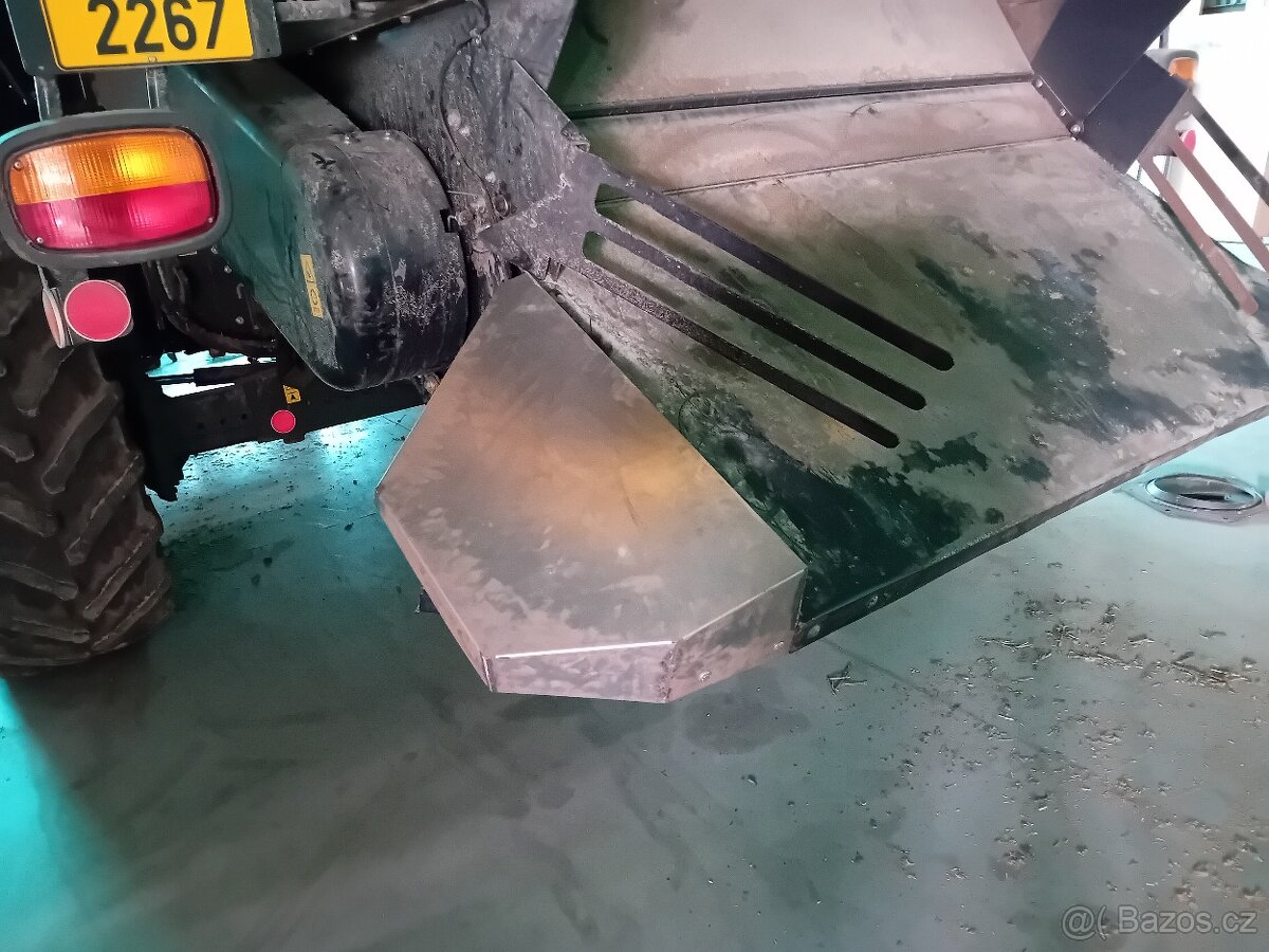 Prodáme usměrňovací plechy desky drtiče na newholland Cx,Cr