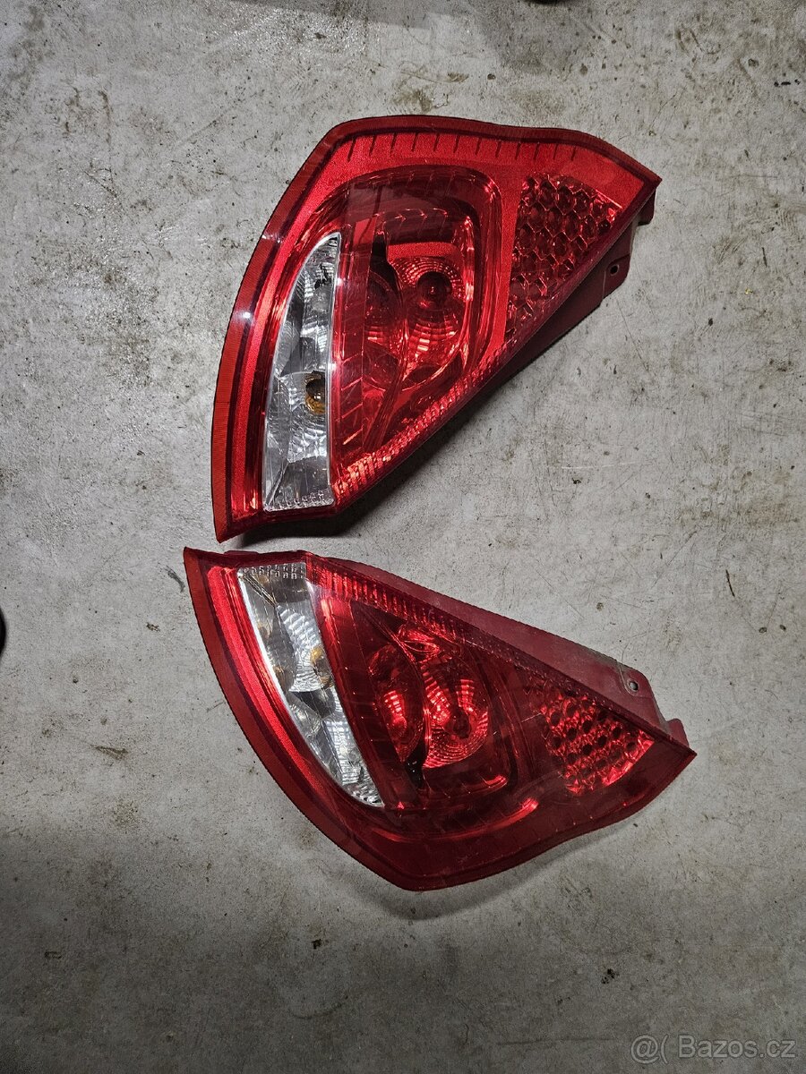 Světla zadní ford fiesta mk6