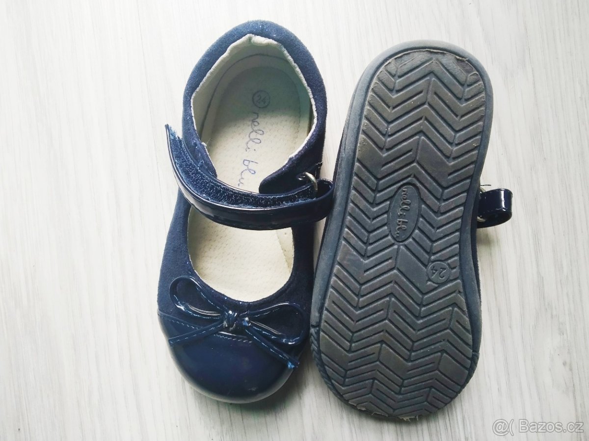 Překrásné nové polobotky, vel.24