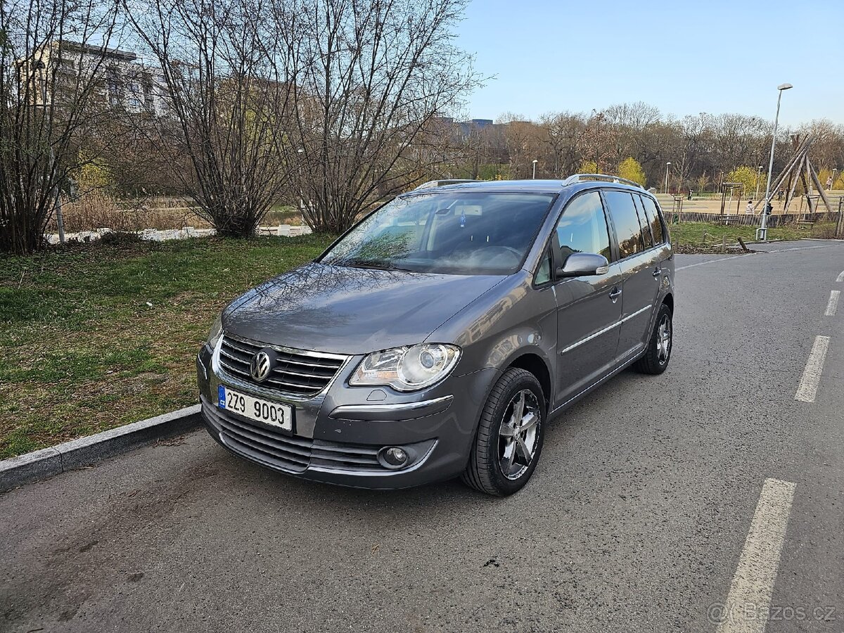 Prodám Volkswagen Touran 2.0TDI 103 kW DSG