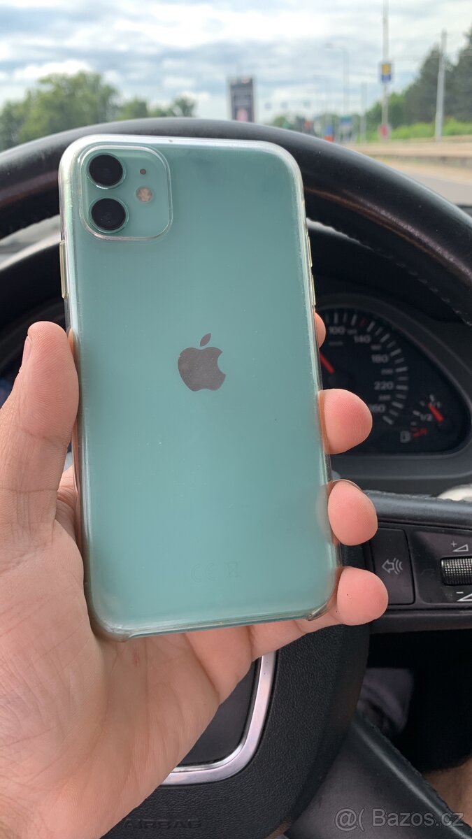 iPhone 11 64GB Green