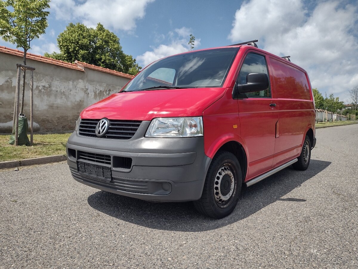 VW Transporter T5 1.9TDI
