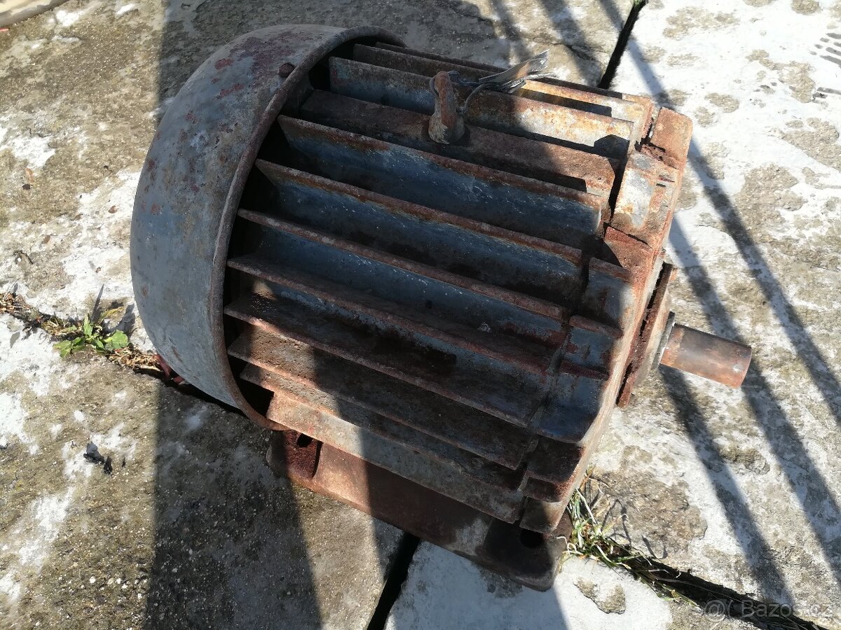 Patkový 3F motor výkon 7,5kW, 1470 ot/min
