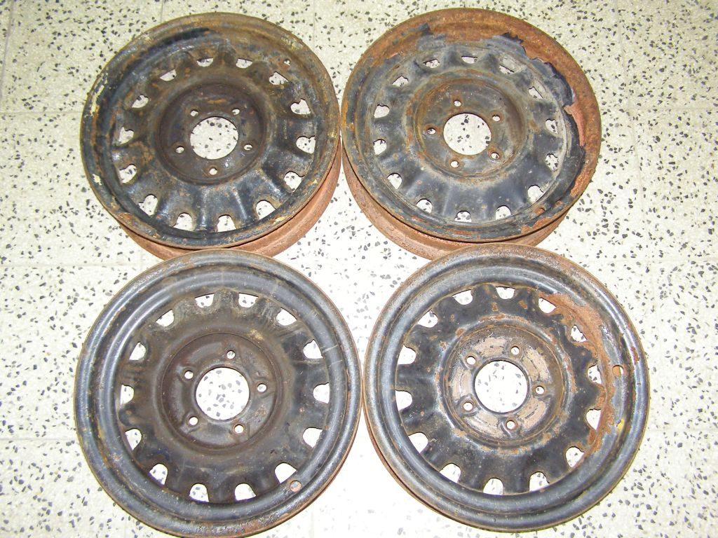 Prodám 4 disky Budd Rim 16" ze 30. let