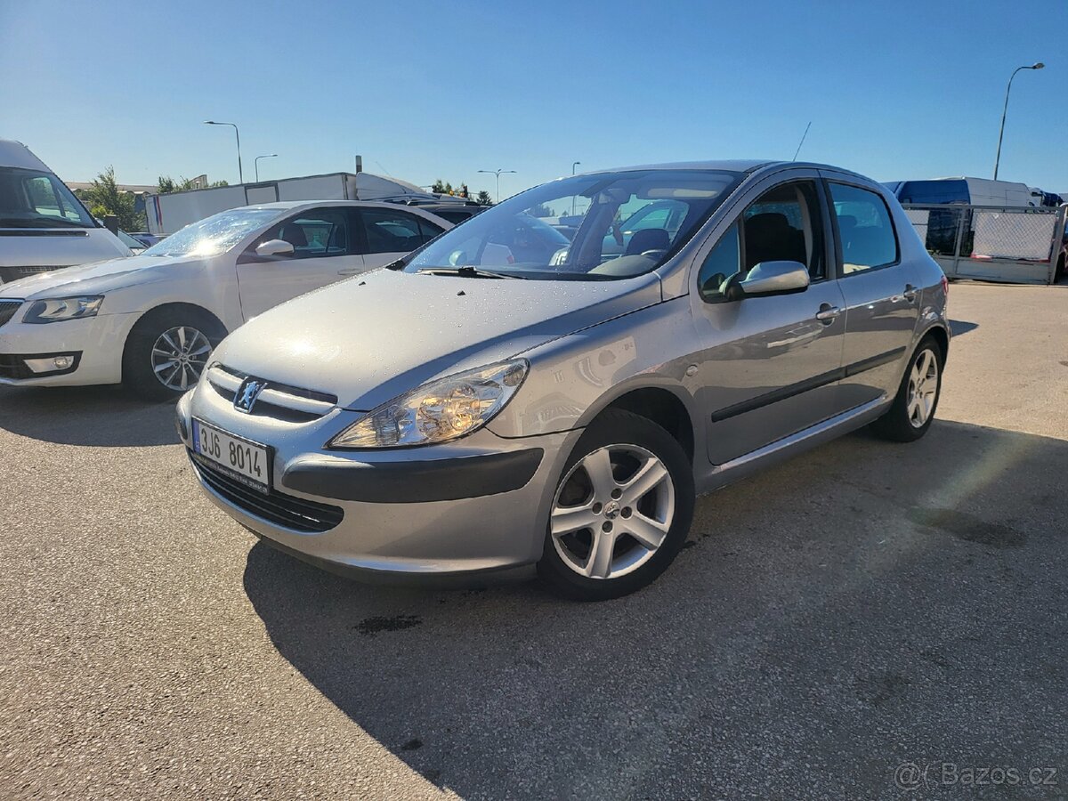 Peugeot 307 2.0HDI, 66kw, nová STK.
