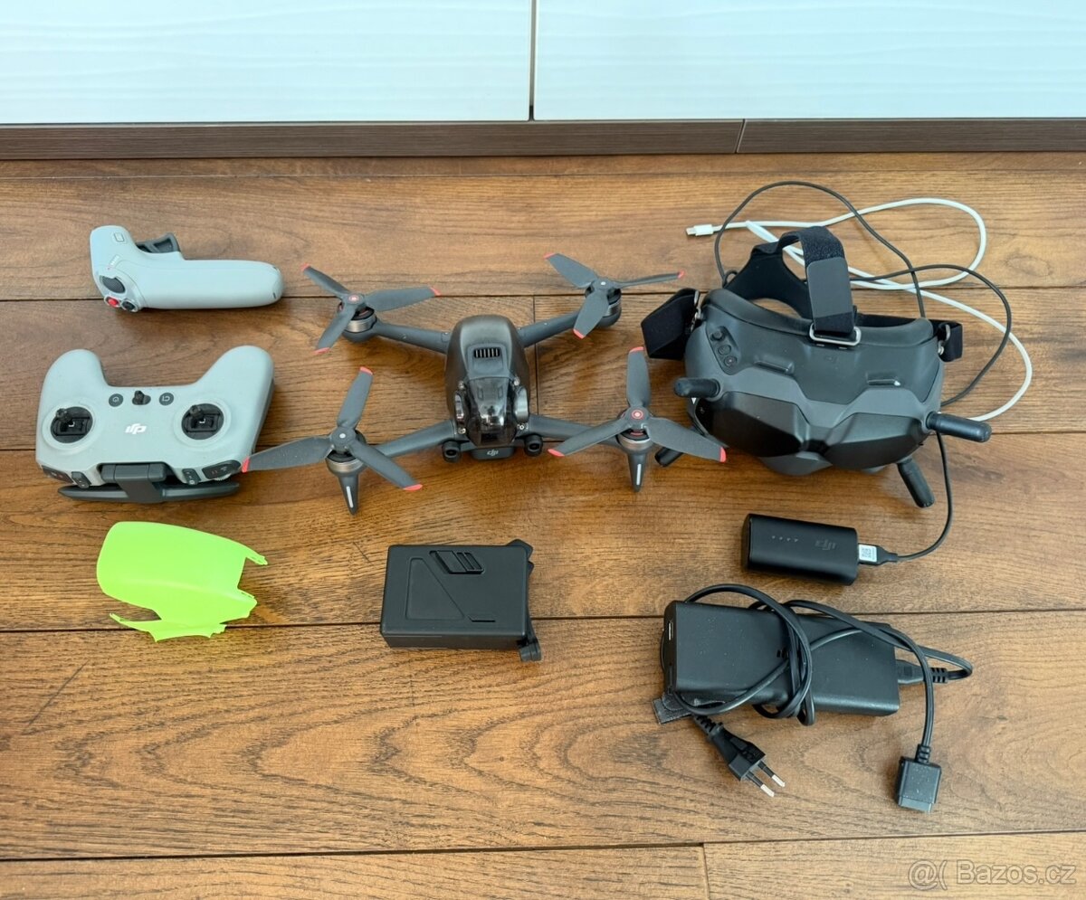 Prodám dron DJI FPV – skvělý stav, málo používaný