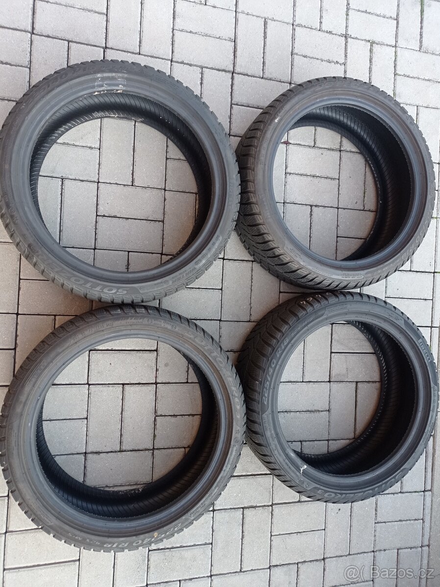 Zimní pneu PIRELLI WINTER SottoZero 3, 225/40/18, 92V