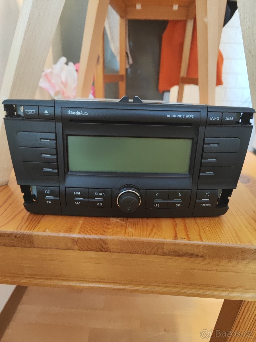 Autorádio škoda originální